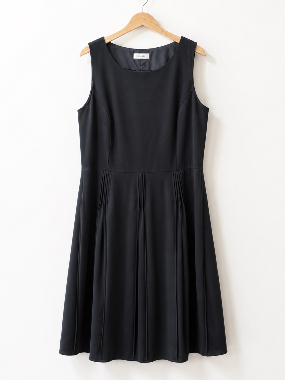 Calvin Klein | Black Dress | Pleated | Classic Fit & Flare | Size M/L
